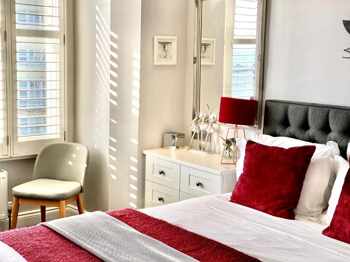 A Room With A View Brighton Exterior foto A bedroom at the hotel