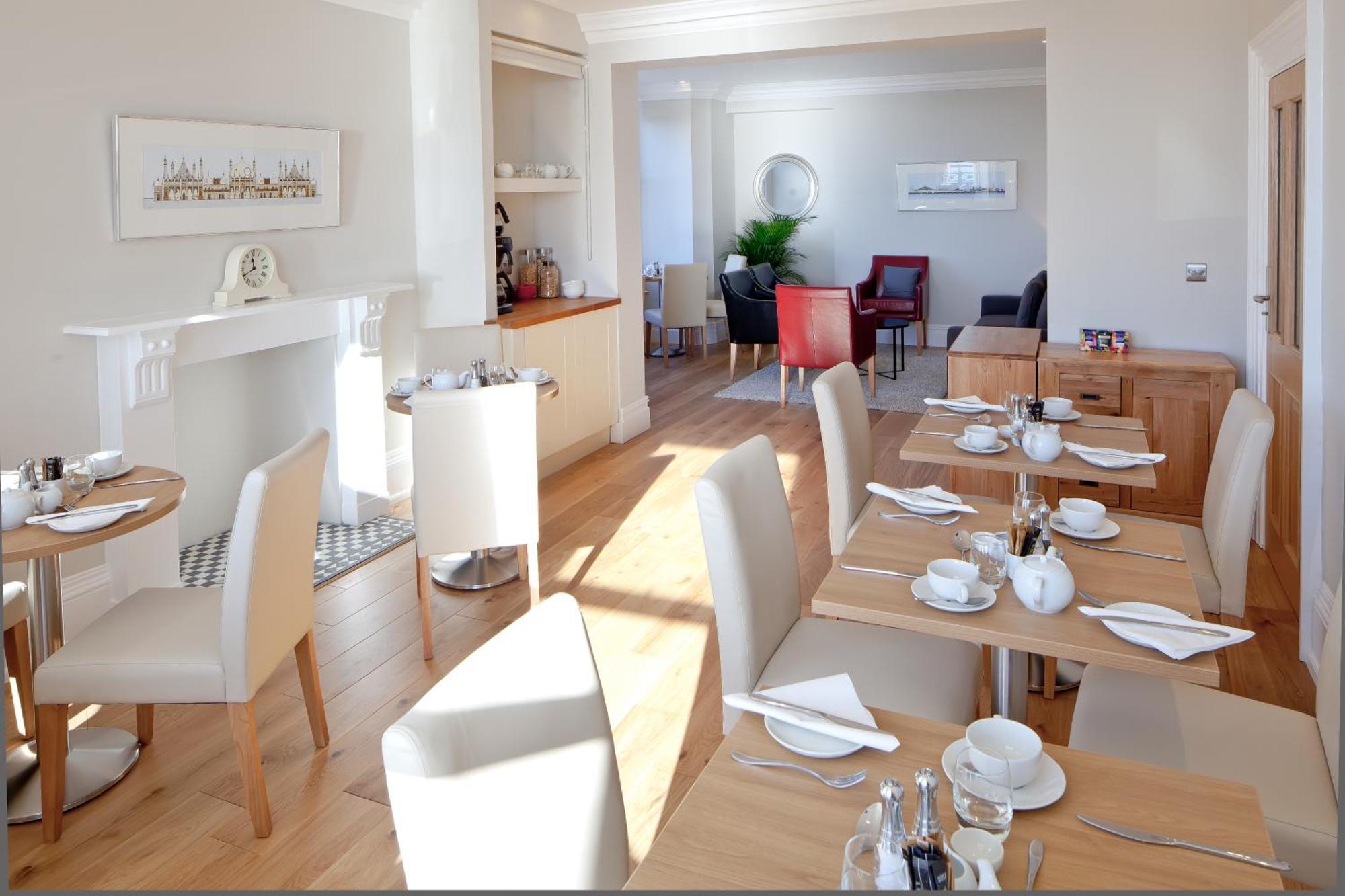 A Room With A View Brighton Exterior foto The dining room at the hotel